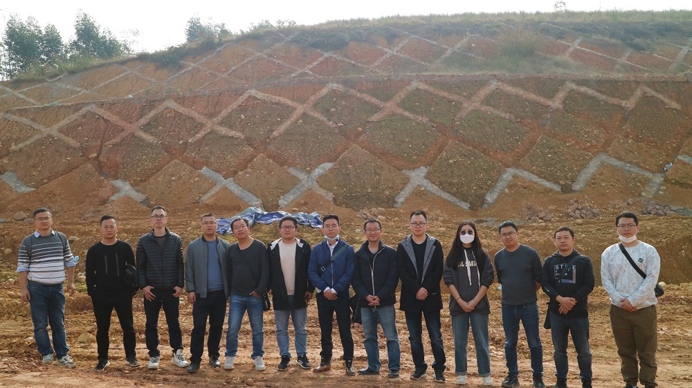 ֳĦ Ŷۺ ǧqy88ʹ֯ι۳ɶ˫챣Ŀ